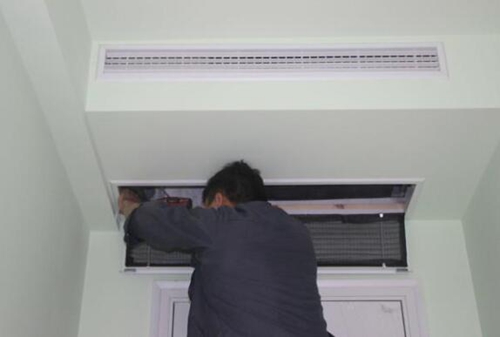 提醒大家很好不要选择在雨天进行成人抖音91免费看安装。